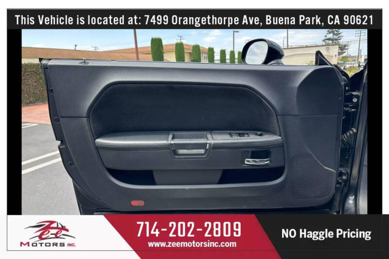 2010 Dodge Challenger SRT8