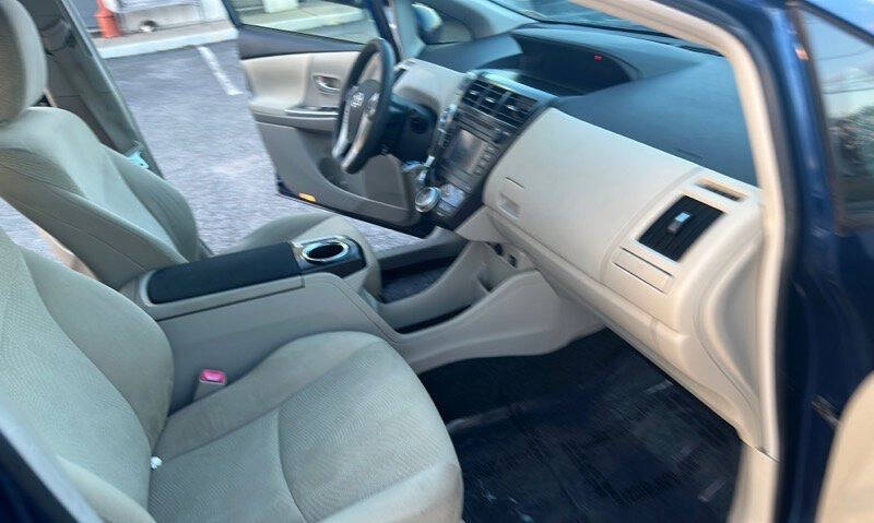 2012 Toyota Prius v Two