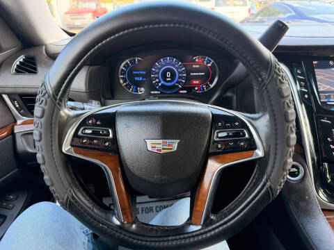 2016 Cadillac Escalade Standard