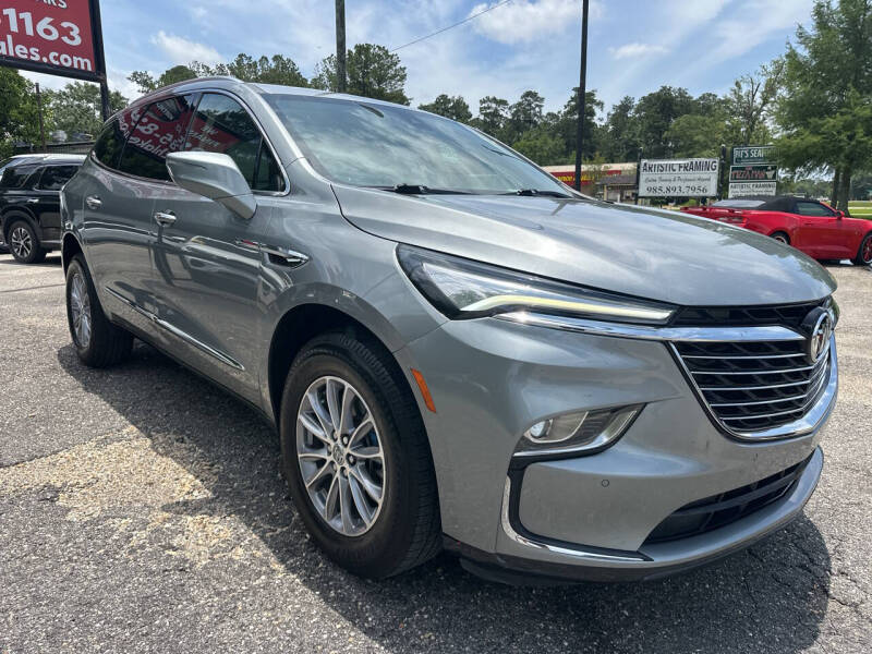 2023 Buick Enclave Essence