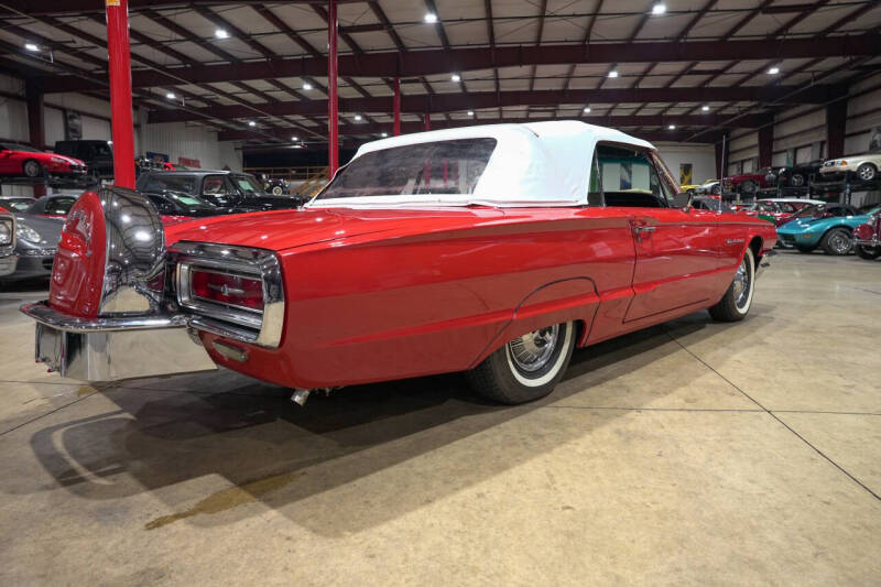 1964 Ford Thunderbird