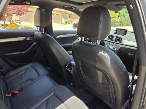 2016 Audi Q3 2.0T Premium Plus