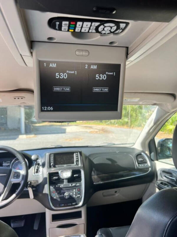 2013 Chrysler Town and Country for sale at Bryant Auto Sales, Inc. in Ocala FL
