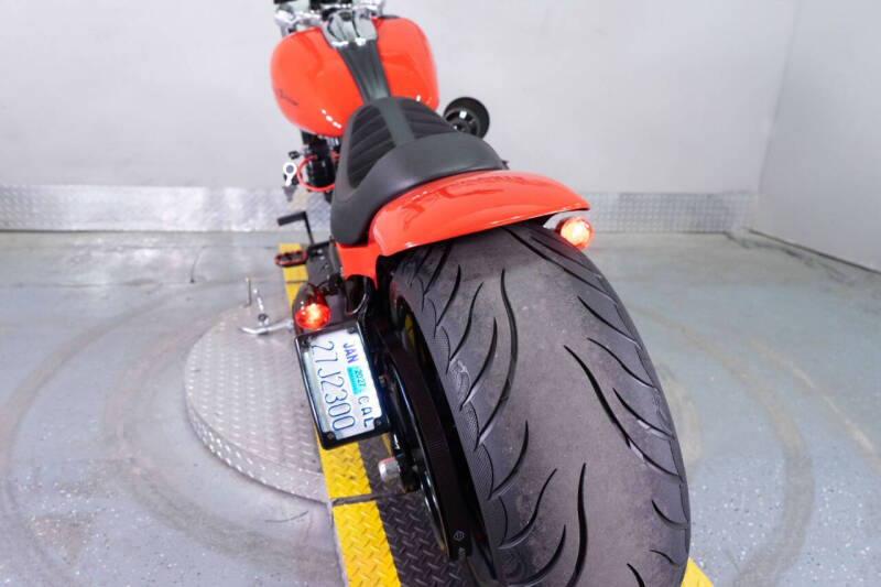 2015 Harley-Davidson Breakout