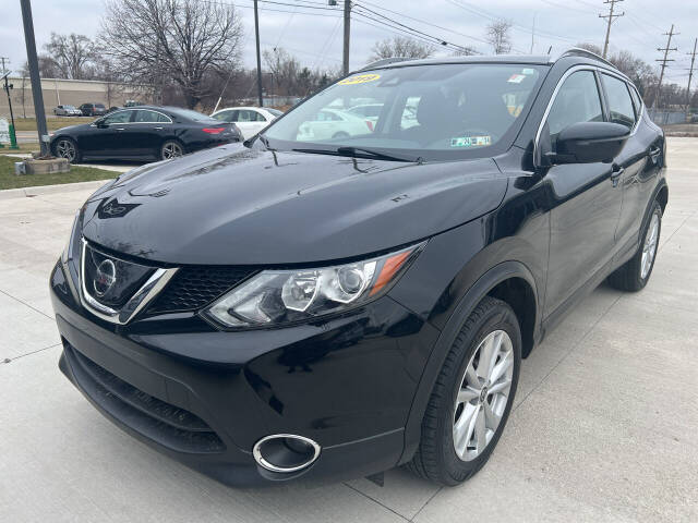 2019 Nissan Rogue Sport for sale at ORCHARD LAKE AUTO SALES INC in Farmington Hills, MI