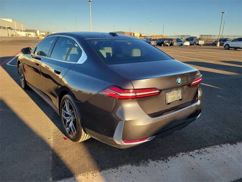 2026 BMW 5 Series 530i