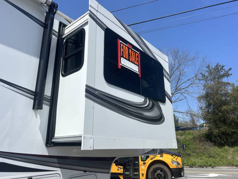 2022 Grand Design RV Solitude 38ft