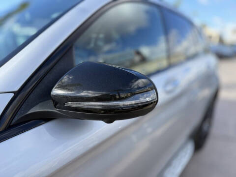 2019 Mercedes-Benz GLC GLC 300