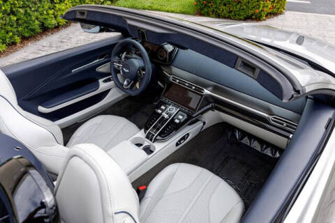 2026 Aston Martin Vantage Roadster