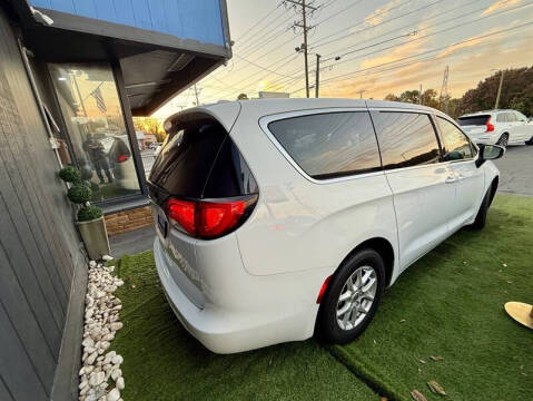 2017 Chrysler Pacifica Touring
