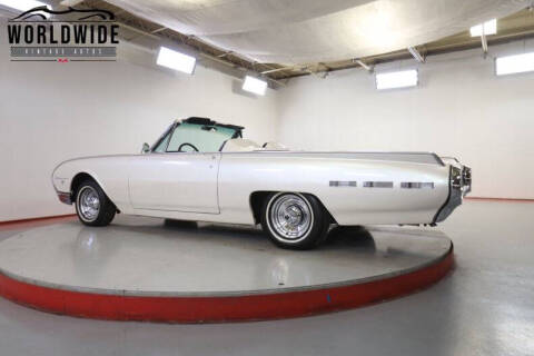 1962 Ford Thunderbird