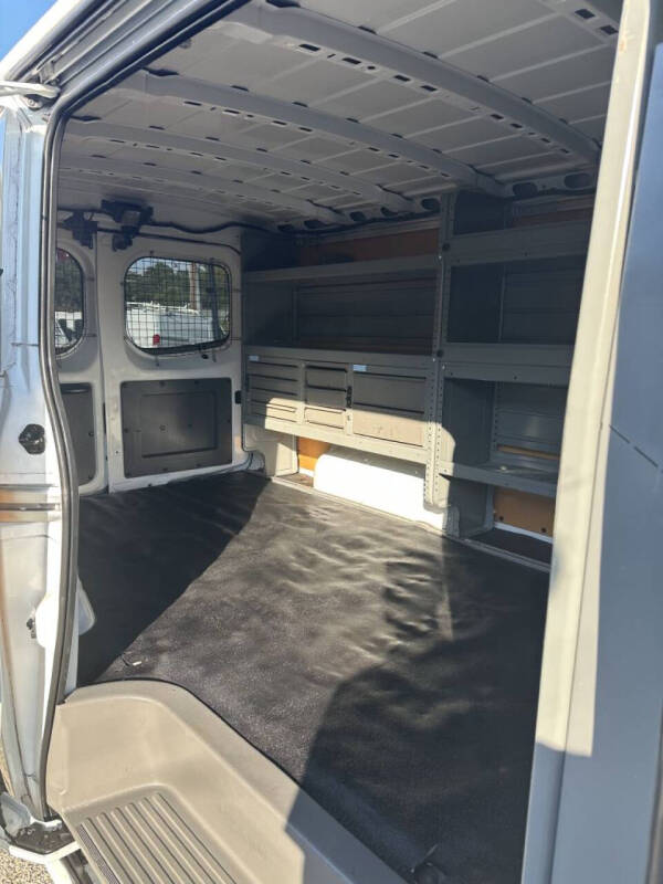 2018 Nissan NV 1500 S