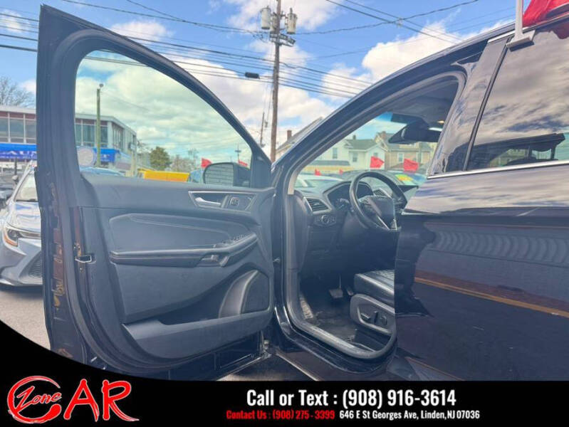 2023 Ford Edge Titanium