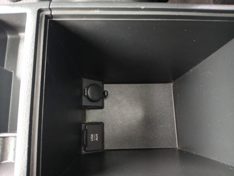 2011 Nissan Rogue SV