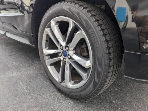 2017 Ford Edge Sport