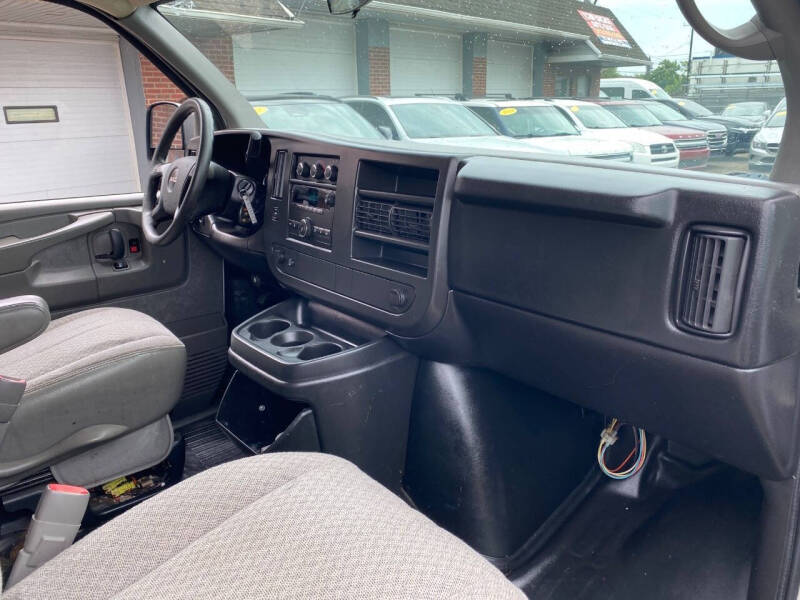 2013 GMC Savana 2500