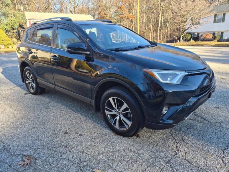 Image of 2018 Toyota RAV4 XLE