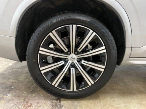2025 Volvo XC90 B5 Core Bright Theme