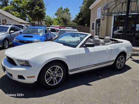 2011 Ford Mustang V6