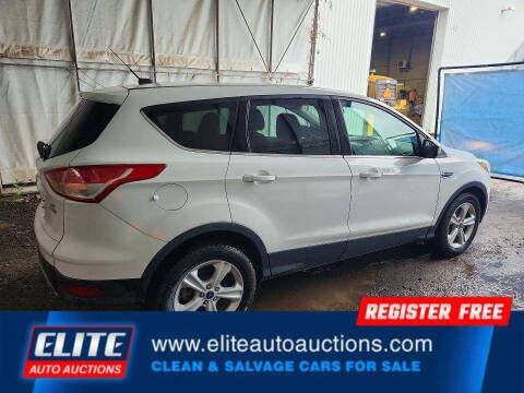 2015 Ford Escape SE