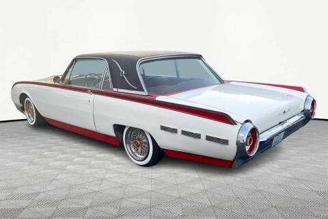 1962 Ford Thunderbird