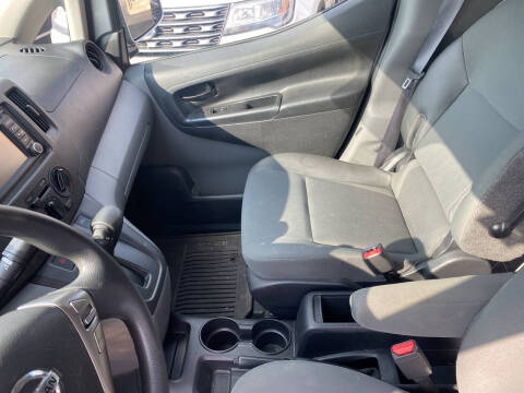 2019 Nissan NV200 SV