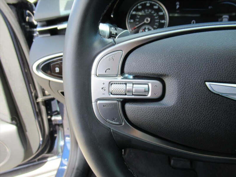 2022 Genesis GV70 2.5T Standard