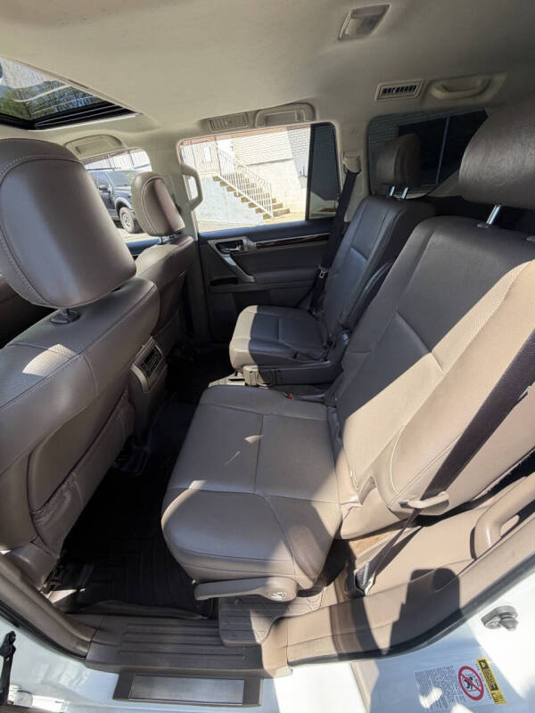 2017 Lexus GX 460