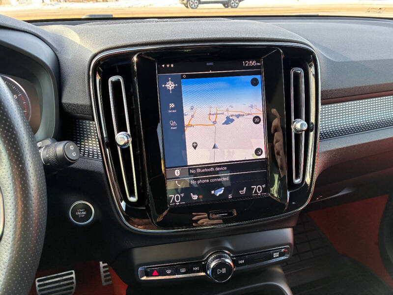 2019 Volvo XC40 T5 R-Design