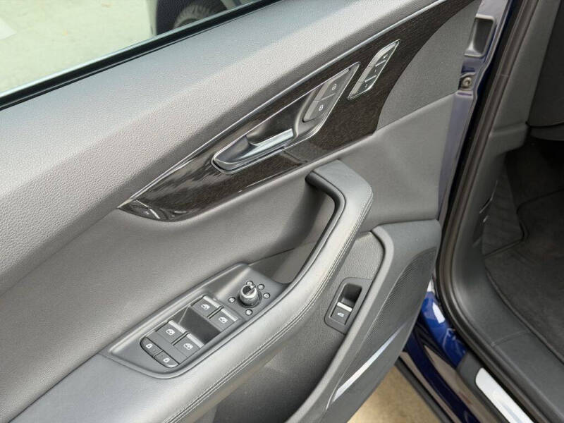 2022 Audi Q7 quattro Prestige 55 TFSI