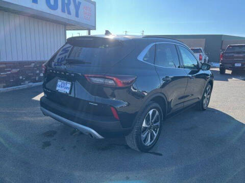 2025 Ford Escape Platinum