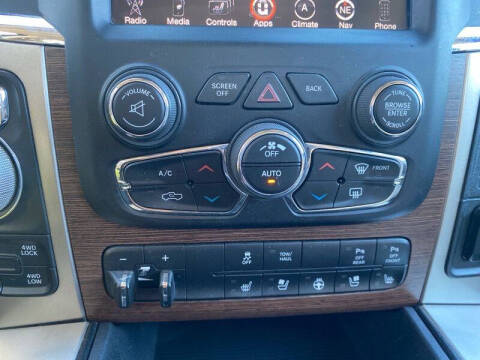 2017 RAM 1500 Laramie