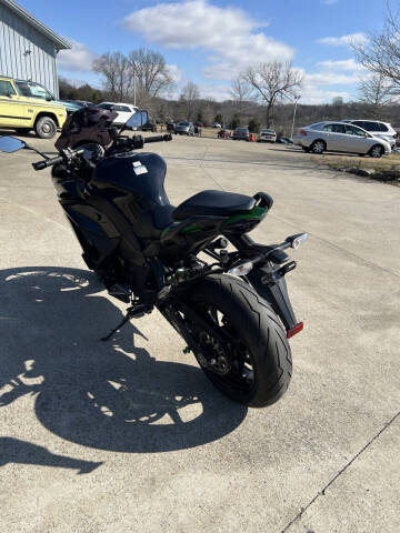 2023 Kawasaki Ninja 1000SX