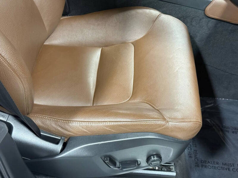 2019 Volvo XC90 T6 Momentum