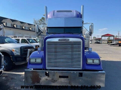 2000 Freightliner Conventional XL