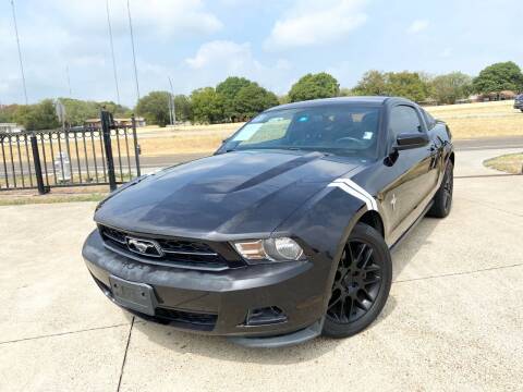 2012 Ford Mustang for sale at Texas Luxury Auto in Cedar Hill TX