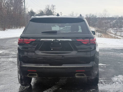 2023 Chevrolet Traverse Premier
