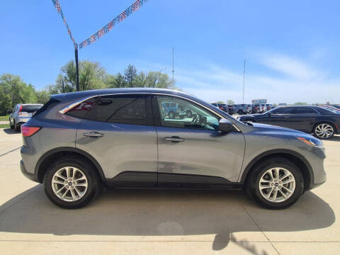 2022 Ford Escape Hybrid SE