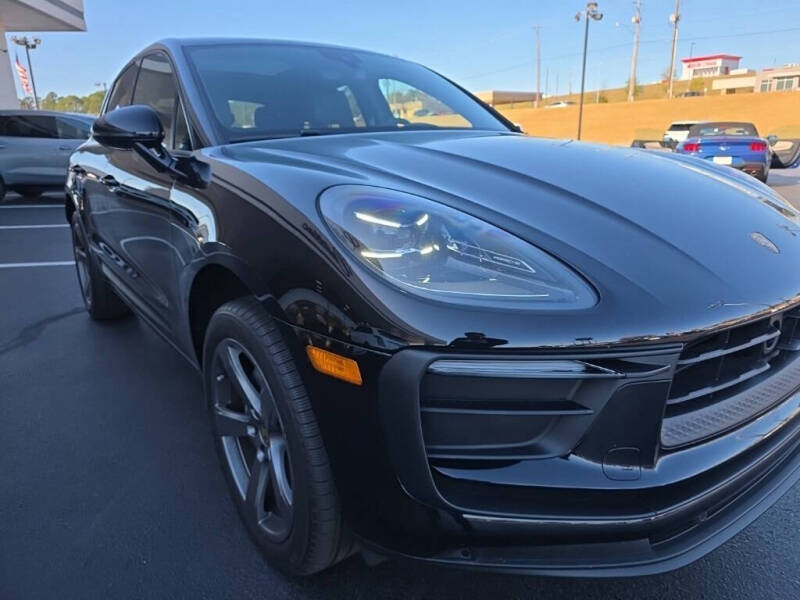2025 Porsche Macan