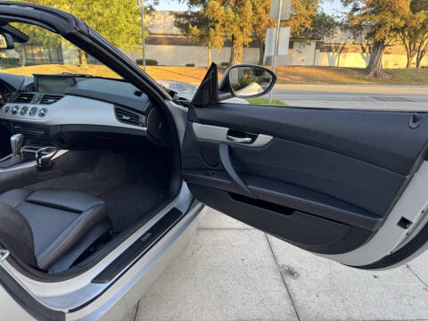 2010 BMW Z4 sDrive30i