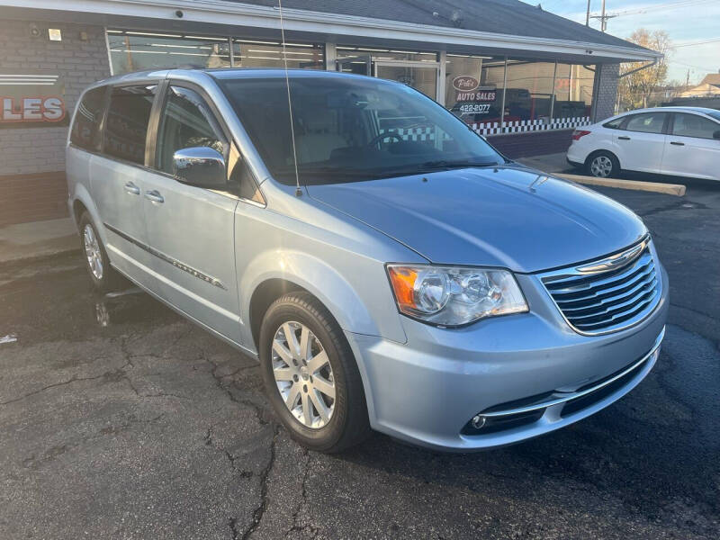 2012 Chrysler Town and Country for sale at PETE'S AUTO SALES LLC - Middletown in Middletown OH