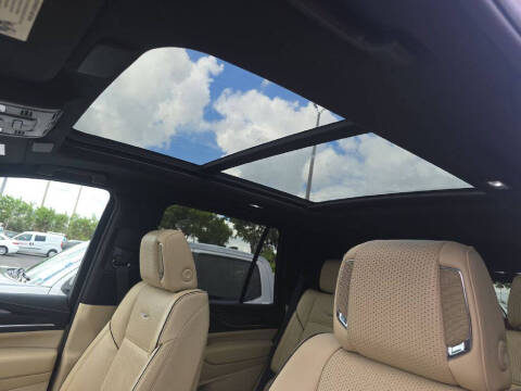 2024 Cadillac Escalade Premium Luxury