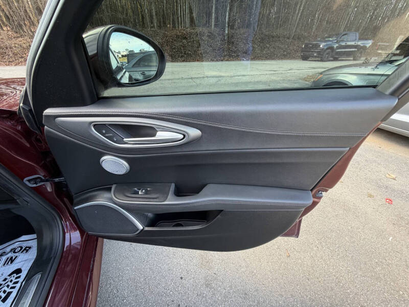 2019 Alfa Romeo Giulia Ti Sport Carbon