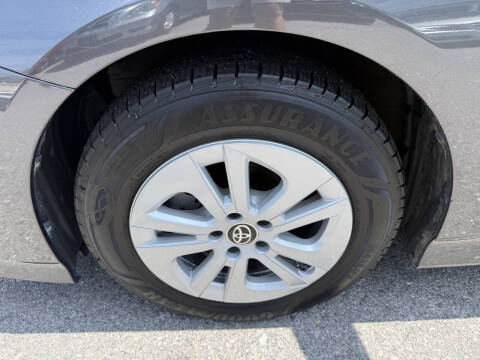 2017 Toyota Prius Two