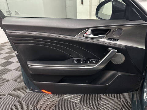2022 Kia Stinger