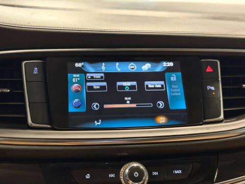 2018 Buick Enclave Essence