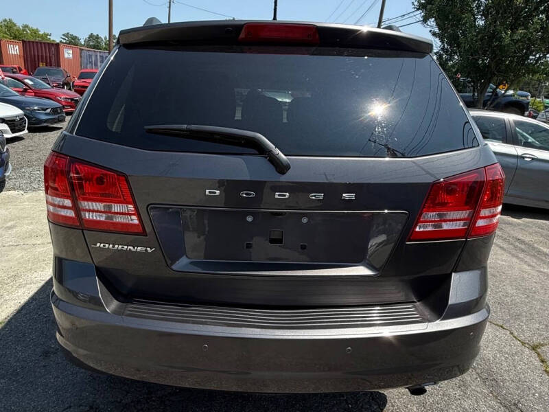 2020 Dodge Journey SE Value