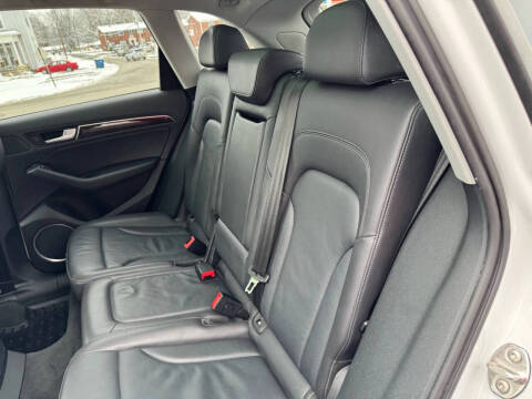 2017 Audi Q5 2.0T quattro Premium Plus