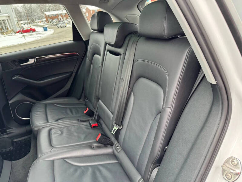 2017 Audi Q5 2.0T quattro Premium Plus