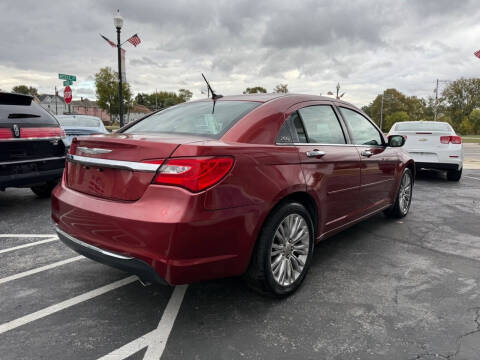 2013 Chrysler 200 Limited
